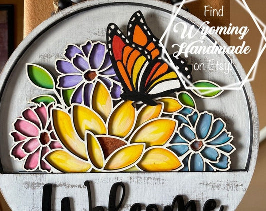 Welcome Sign with interchangeable inserts